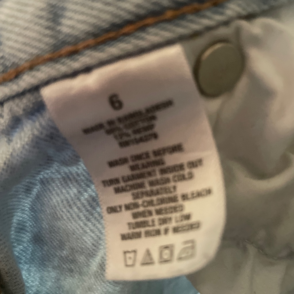 Women's Aéropostale Light Blue Distressed Jean Shorts Size 6 - Picture 3 of 4